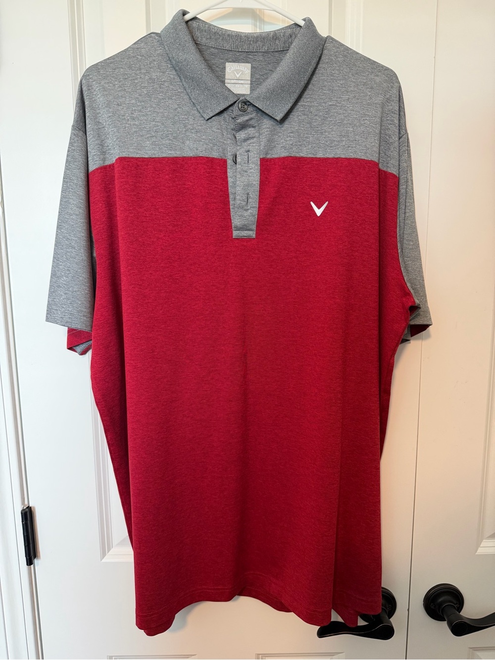 Callaway Men’s Two-Tone Polo in Gray and Red